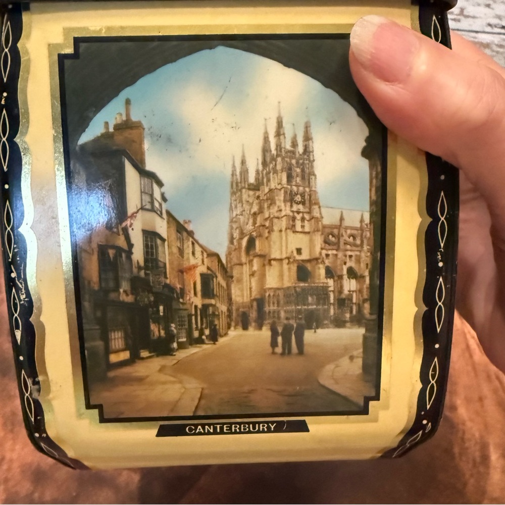 Vintage English toffee tin box was made in England by Edward Sharp black & gold - Picture 4 of 9